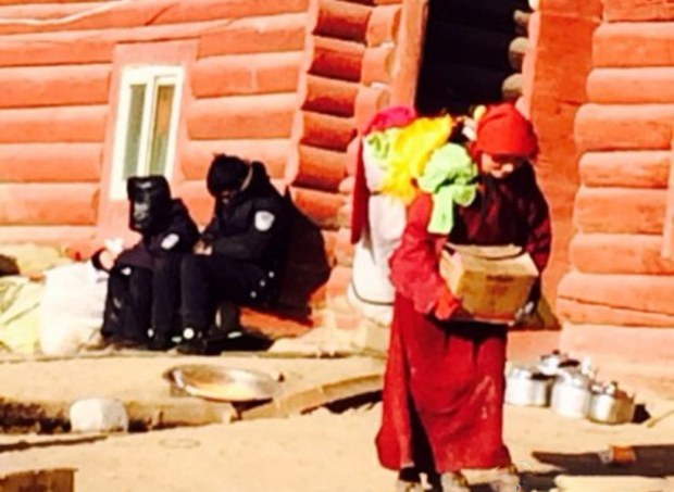 གསེར་རྟ་བླ་རུང་ཆོས་སྒར་གྱི་གླིང་བར། ༼ཟླ་ཚེས་མི་གསལ།