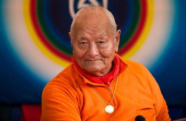 མཁས་དབང་ནམ་མཁའི་ནོར་བུ་རིན་པོ་མཆོག