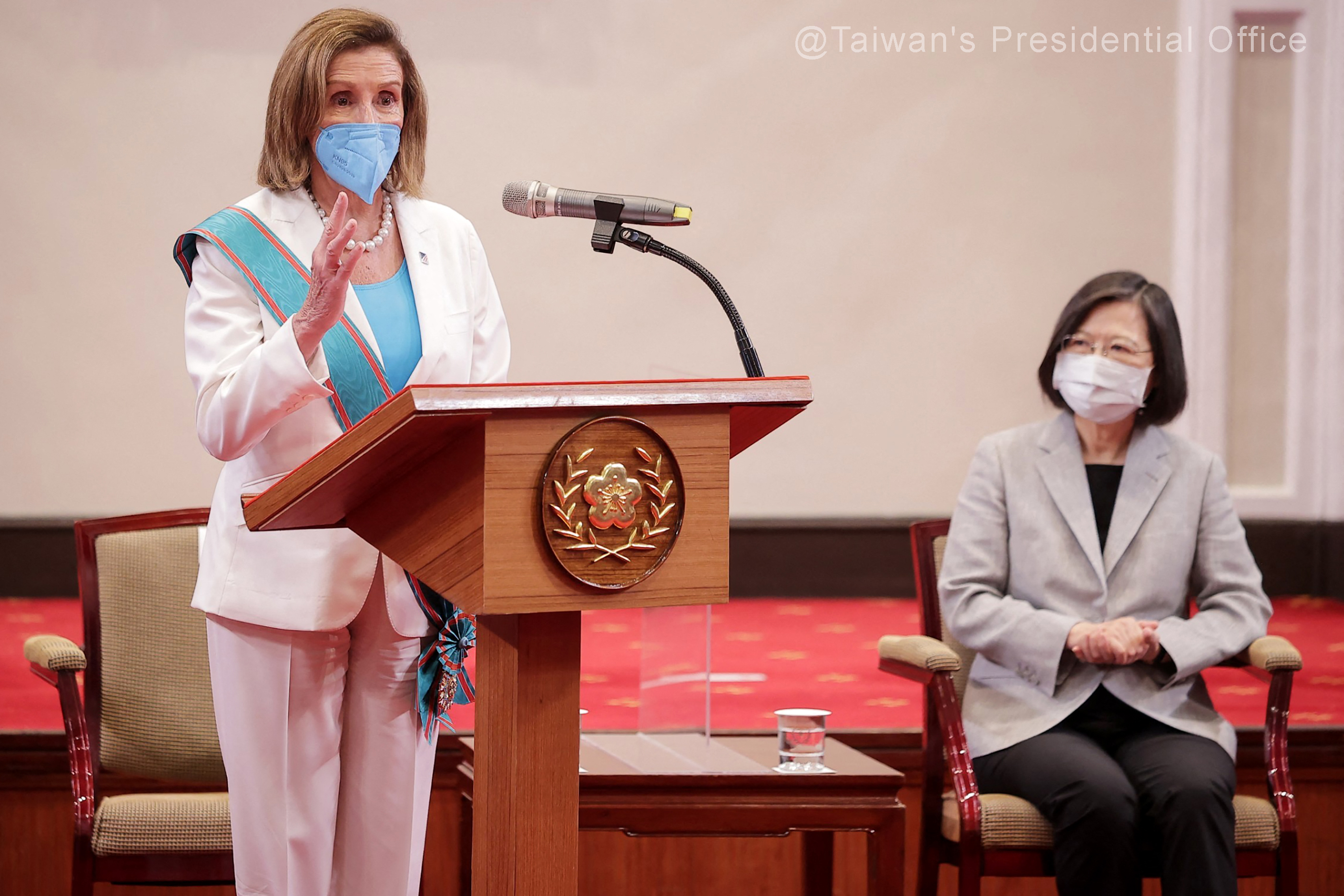 US House Speaker Nancy taiwan1.jpg
