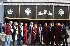 ཨ་རིའི་གྲོས་ཚོཊ་ཀྱི་འཐུས་མི་བོད་ནང་གཟིཊ་སྐོར་ཕེབས་སྐབས། ༢༠༡༥།༡༡།༡༠
