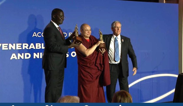 ཆབ་སྲིད་བཙོན་ཟུར་མགོ་ལོག་འཇིགས་མེད་ལགས་ལ་དམངས་གཙོའི་གཟེངས་རྟགས་ཐོབ་འདུག ཆབ་སྲིད་བཙོན་ཟུར་མགོ་ལོག་འཇིགས་མེད་ལགས་ལ་དམངས་གཙོའི་གཟེངས་རྟགས་ཐོབ་འདུག