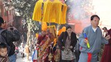 བལ་ཡུལ་ནང་བོད་མིའི་མཛད་སྒོ་ཞིག་གི་སྐབས། ༢༠༡༠།༡༢།༡༠