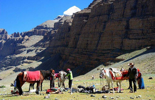 སྟོད་མངའ་རིས་ཕྱོགས་སུ། 