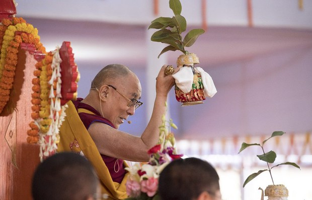 ༧གོང་ས་མཆོག་གནས་མཆོག་རྡོ་རྗེ་གདན་དུ། ༢༠༡༨།༡།༡༦