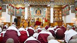 ༧གོང་ས་མཆོག་གིས་གྲ་བཙུན་ལྔ་བརྒྱ་བརྒལ་བར་དགེ་ཚུལ་སློང་གི་སྡོམ་པ་སྩལ་བ།