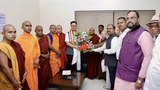 རྒྱ་གར་གཞུང་གིས་པ་ལི་སྐད་ཡིག་ལ་ངོས་འཛིན་ཆེ་མཐོང་གནང་བ་ནི། སངས་རྒྱས་ཀྱི་གསུང་རྣམས་དེང་སང་འཛམ་གླིང་ལ་དགོས་མཁོ་ཡོད་པ་དང་། དེ་ལ་གུས་བརྩི་གནང་བ་ཞིག་ཡིན་པ་ཆེད་མཁས་པ་ཚོས་ངོས་འཛིན་གནང་གི་འདུག