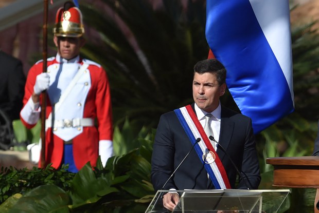 Paraguay ནི་ལྷོ་ཨ་མེ་རི་ཀའི་གླིང་ཕྲན་ནང་ཐེ་ཝན་གྱི་མཐུན་ཕྱོགས་རྒྱལ་ཁབ་གཅིག་པུ་དེ་ཡིན་འདུག