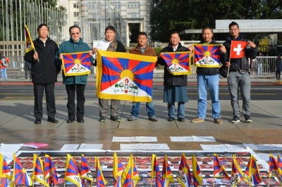ཁྱིམ་ཚང་གཉིས་ཀྱི་བོད་དོན་ལས་འགུལ་ལ་བོད་མི་མང་སྤྱི་འཐུས་ཟུར་པ་ཁག་ཅིག་མཉམ་ཞུགས་གནང་བ།