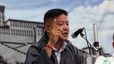 ཚོགས་གཙོ་སྤེན་པ་ཚེ་རིང་མཆོག་གིས་སྲིད་སྐྱོང་འོས་མིར་བཞེངས་རྒྱུའི་ཐད་བཞུགས་སྒར་དུ་མང་ཚོགས་ལ་གཏམ་བཤད་གནང་བཞིན་པ། ༢༠༡༥།༨།༢༠