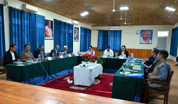 བོད་མིའི་སྒྲིག་འཛུགས་ཀྱི་གཏན་འཇགས་ཐབས་ཇུས་འཆར་འགོད་ཚོགས་ཆུང་གི་ཚོགས་འདུ་ཐེངས་ལྔ་པ་ཚོགས་བཞིན་འདུག བོད་མིའི་སྒྲིག་འཛུགས་ཀྱི་གཏན་འཇགས་ཐབས་ཇུས་འཆར་འགོད་ཚོགས་ཆུང་གི་ཚོགས་འདུ་ཐེངས་ལྔ་པ་ཚོགས་བཞིན་འདུག