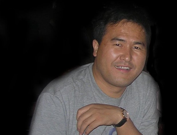 ཚེ་བཙོན་གྱི་ཉེས་ཆད་ཕོག་པའི་བོད་མི་ཆབ་སྲིད་བཙོན་པ་རྡོ་རྗེ་བཀྲ་ཤིས་ལགས་ཀྱི་སྐུ་གཟུགས་ཀྱི་གནས་སྟངས་རྗ་དྲག་ཡོད་འདུག