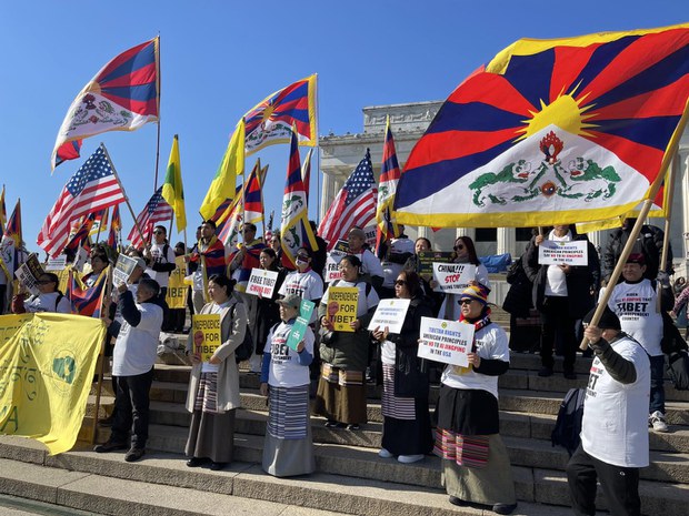 ཨ་རི་དང་རྒྱ་ནག་གི་སྲིད་འཛིན་རྣམ་གཉིས་མཇལ་འཕྲད་སྐབས་བོད་དོན་གླེང་སློང་གནང་དགོས་པའི་འབོད་སྐུལ་གྱི་ལས་འགུལ་སྤེལ་གནང་བ།