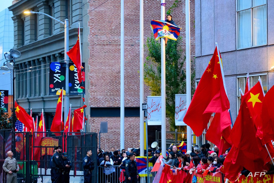 protest xijinping tsela.jpg