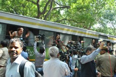 རྒྱ་ནག་གི་སྲིད་འཛིན་ལ་ངོ་རྒོལ་བྱེད་བཞིན་པ། ༢༠༡༤།༩།༡༨