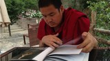 བོད་ནང་གི་རྩོམ་པ་པོ་རོང་བོ་གངས་དཀར་ལགས་རྒྱ་ནག་གཞུང་གིས་འཛིན་བཟུང་བྱས་འདུག