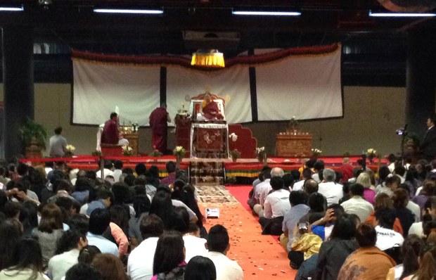 ས་སྐྱ་གོང་མ་རིན་པོ་ཆེ་མཆོག་གིས་ཧྥ་རན་སུར་ཆོས་འབྲེལ་སྐབས། ༢༠༡༤།༦།༢༩
