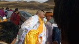 སེང་སྒྲ་ལས་བཙོན་ནས་ཕ་ཡུལ་དུ་འབྱོར་བར་ཕེབས་བསུ། ༢༠༡༦།༡༠།༡༩