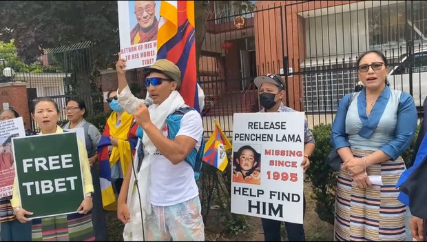 བོད་ནང་ལ་བལྟས་ནས་བཙན་བྱོལ་བོད་མི་ཚོས་བོད་དོན་ཐད་རིག་པ་སྒྲིམ་དགོས་པའི་འབོད་སྐུལ་གནང་སོང་། བོད་ནང་ལ་བལྟས་ནས་བཙན་བྱོལ་བོད་མི་ཚོས་བོད་དོན་ཐད་རིག་པ་སྒྲིམ་དགོས་པའི་འབོད་སྐུལ་གནང་སོང་།