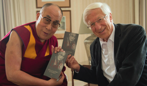 ༧གོང་ས་མཆོག་དང་སྐུ་ཞབས་Franz Altརྣམ་གཉིས།