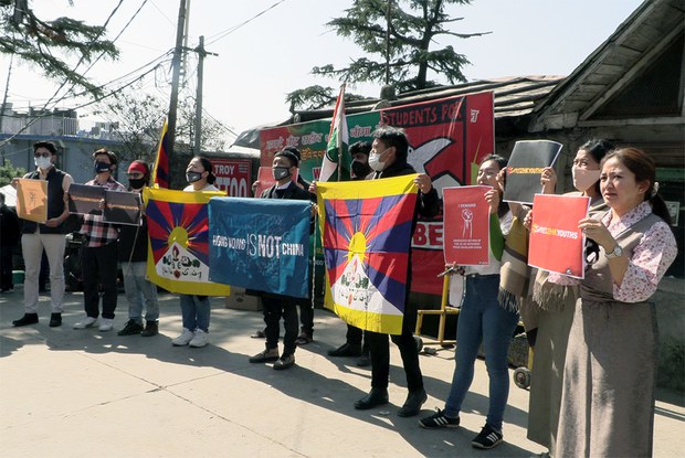 བོད་རང་བཙན་སློབ་ཕྲུག་ཚོགས་པས་རྒྱ་ནག་གཞུང་ལ་ངོ་རྒོལ་གྱི་ལས་འགུལ་སྤེལ་སྐབས། ༡༠།༢༣།༢༠༢༠