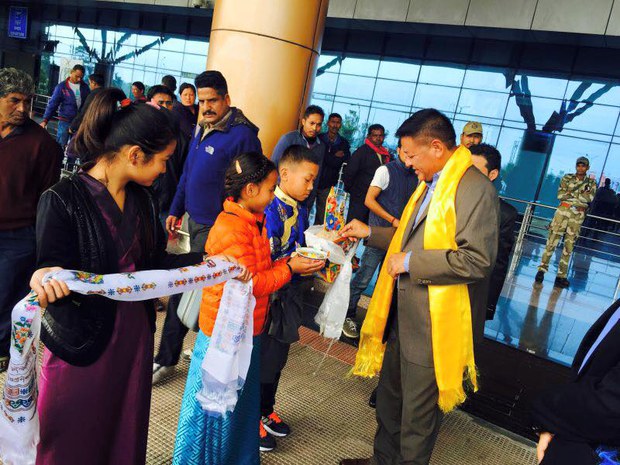 སྲིད་སྐྱོང་འོས་མི་སྤྱི་འཐུས་ཚོཊ་གཙོ་སྤེན་པ་ཚེ་རིང་མཆོག་རྒྱ་གར་ནང་ཕྱོགས་བསྐྱོད།