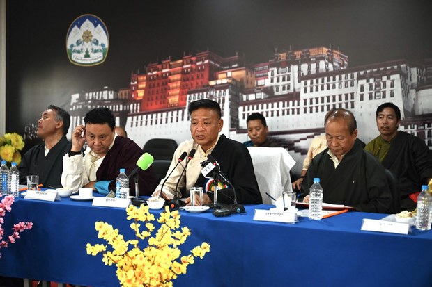 སྲིད་སྐྱོང་མཆོག་གི་དབུ་བཞུགས་ཐོག་བོད་མིའི་མཉམ་འབྲེལ་ཁག་གི་བསྐྱར་ཞིབ་ཚོགས་ཆེན་དབུ་འཛུགས་གནང་བ།