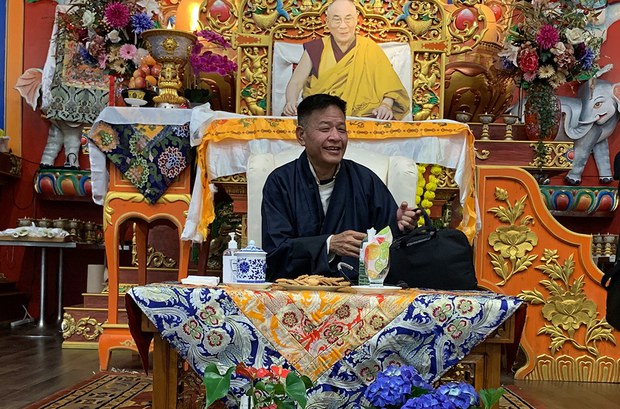 བོད་མི་ཚོས་ནུས་པ་མཉམ་སྤུངས་ཀྱི་ཐོག་ནས་བོད་དོན་བདེན་མཐའ་གསལ་རྒྱུར་འབད་བརྩོན་གནང་གལ་ཆེ་བའི་སྐོར་སྲིད་སྐྱོང་མཆོག་གིས་ཁེ་ན་ཌའི་གྲོང་ཁྱེར་ཊོ་རོན་ཊོར་གསུང་བཤད་གནང་འདུག