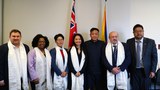 སྲིད་སྐྱོང་མཆོག་གིས་ཁེ་ན་ཌའི་ཨོན་ཊེརིཡོ་མངའ་སྡེའི་གྲོས་ཚོགས་ཀྱི་ཚོགས་གཞོན་དང་བློན་ཆེན་རིམ་པ་ཁག་ཅིག་དང་མཇལ་མོལ་གནང་འདུག