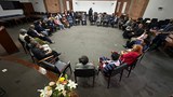 སྲིད་སྐྱོང་སྤེན་པ་ཚེ་རིང་མཆོག་གིས་ལྷོ་ཨ་མི་རི་ཀའི་རྒྱལ་ཁབ་ཀོ་ལོམ་བྷིས་ཡའི་སློབ་གྲྭ་ཆེ་ཁག་ནང་བོད་དོན་སྐོར་གསུངས་བཤད་གནང་ཡོད་པ།