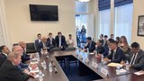 བོད་མིའི་སྒྲིག་འཛུགས་ཀྱི་སྲིད་སྐྱོང་མཆོག་གིས་ཨ་རིར་གཞུང་འབྲེལ་ཕྱོགས་ཕེབས་དང་འབྲེལ་ཨ་རིའི་བོད་དོན་དམིགས་བསལ་འབྲེལ་མཐུད་པ་བསྐོ་གཞག་དགོས་པའི་འབོད་སྐུལ་ཞུས་འདུག