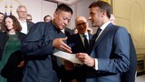 སྲིད་སྐྱོང་མཆོག་གིས་ཧྥ་རན་སིའི་སྲིད་འཛིན་དང་མཛད་སྒོ་ཞིག་གི་ཐོག་མཇལ་འཕྲད་གནང་འདུག