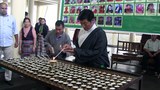 སྲིད་སྐྱོང་མཆོག་གིས་མཆོད་འབུལ་གནང་བཞིན་པ། ༢༠༡༥།༨།༧