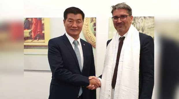 སྲིད་སྐྱོང་བློ་བཟང་སེངྒེ་ལགས་དང་ལྷོ་ཊི་རོལ་གྱི་སྲིད་འཛིན་(Dr. Arno Kompatscher)གཉིས་མཇལ་འཕྲད། 2019/7/11 སྲིད་སྐྱོང་བློ་བཟང་སེངྒེ་ལགས་དང་ལྷོ་ཊི་རོལ་གྱི་སྲིད་འཛིན་(Dr. Arno Kompatscher)གཉིས་མཇལ་འཕྲད། 2019/7/11