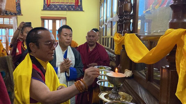 ༧བྱམས་མགོན་༧ཀྭན་ཏིང་ཏཱའི་སི་ཏུ་རིན་པོ་ཆེ་མཆོག་རྒྱ་གར་ཨ་རུ་ནཱ་ཅལ་མངའ་སྡེའི་ནང་ཐེངས་དང་པོ་ཆིབས་སྒྱུར་གནང་ཡོད་པ།