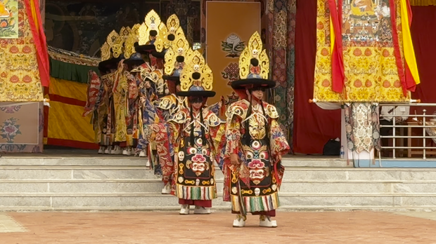 སངས་རྒྱས་ཀྱི་བསྟན་པ་རྒྱས་པ་དང་༸རྒྱལ་བ་ཡབ་སྲས་སྐུ་ཚེ་བརྟན་ཕྱིར་བཀྲིས་ལྷུན་པོའི་དགུ་གཏོར་གར་འཆམ་སྐྱོན་སོང་།