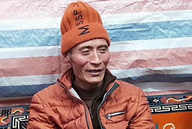 བཀྲ་ཤིས་ཕུན་ཚོགས་ལགས། ༼ཟླ་ཚེས་མི་གསལ