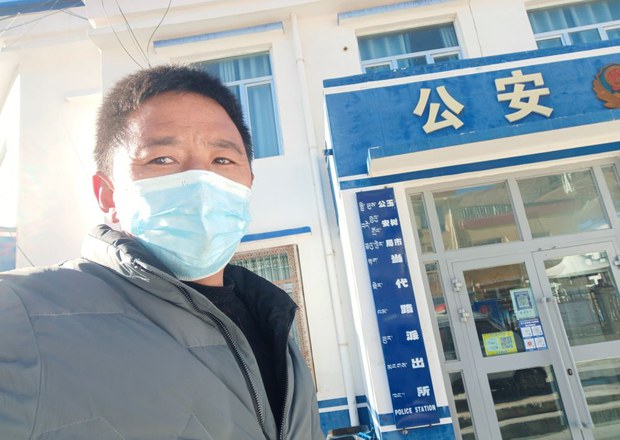 བཀྲ་ཤིས་དབང་ཕྱུག་ལགས་རྒྱ་ནག་གི་ཉེན་རྟོག་པས་འབོད་འགུག་འདྲི་རྩད་བྱས་འདུག
