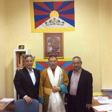 བོད་མིའི་སྒྲིག་འཛུགས་ཀྱི་དོན་གཅོད་གསར་པ་ཏེ་ལོ་རིན་པོ་ཆེ་མཆོག 2015/2/17