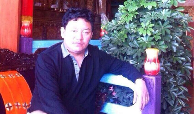 བསྟན་འཛིན་ཆོས་འཕེལ་ལགས།
