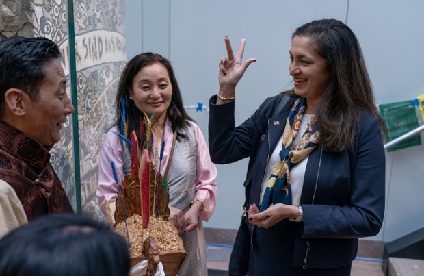 ཕྱི་ཟླ་ ༢ ཚེས་ ༢༢ ཉིན་ཨ་མི་རི་ཀའི་ཕྱི་སྲིད་ལས་ཁུངས་ཀྱིས་བོད་ཀྱི་ལོ་གསར་གཞུང་འབྲེལ་གྱི་ཐོག་ནས་སྲུང་བརྩི་ཞུས་པ། ཕྱི་ཟླ་ ༢ ཚེས་ ༢༢ ཉིན་ཨ་མི་རི་ཀའི་ཕྱི་སྲིད་ལས་ཁུངས་ཀྱིས་བོད་ཀྱི་ལོ་གསར་གཞུང་འབྲེལ་གྱི་ཐོག་ནས་སྲུང་བརྩི་ཞུས་པ།