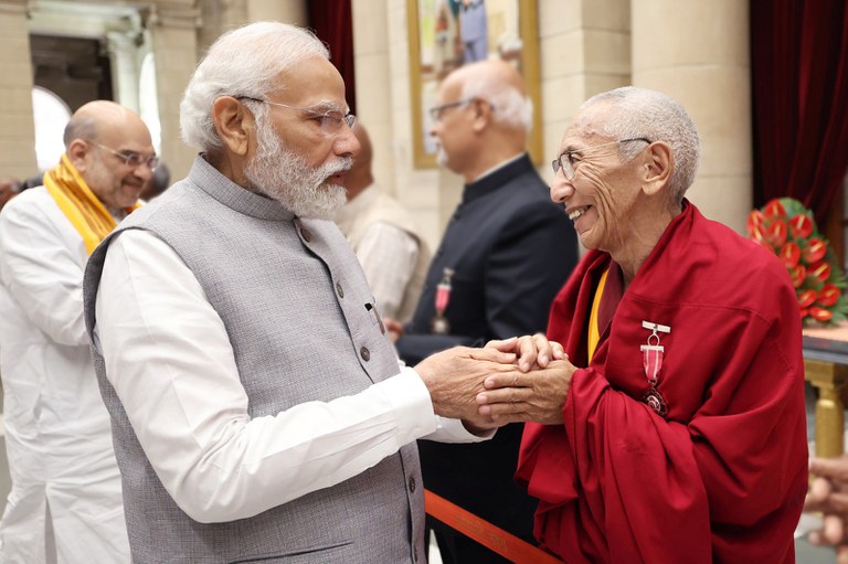 Thiksey_Rinpoche_with_PM.jpg