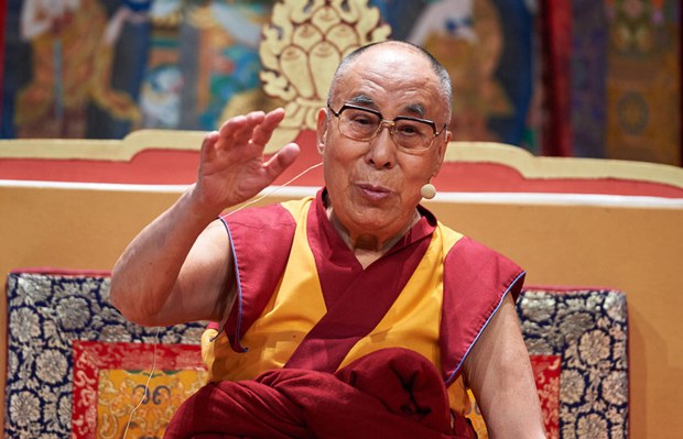 ༧གོང་ས་མཆོག་ནས་ཕྷརན་སིའི་ནང་བྱང་ཆུབ་སེམས་འགྲེལ་གྱི་གསུང་ཆོས་བསྩལ་བ།
