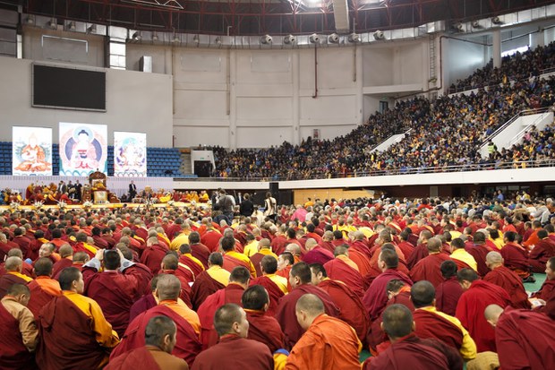 ༧གོང་ས་མཆོག་ནས་སོག་ཡུལ་དུ་མང་ཚོགས་ཆིག་ཁྲི་བཞི་སྟོང་ཙམ་ལ་གསུང་ཆོས་བསྩལ་བ། ༧གོང་ས་མཆོག་ནས་སོག་ཡུལ་དུ་མང་ཚོགས་ཆིག་ཁྲི་བཞི་སྟོང་ཙམ་ལ་གསུང་ཆོས་བསྩལ་བ།