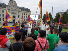 ཡོ་རོབ་སྤྱི་འཐུས་ཐུབ་བསྟན་དབང་ཆེན་ལགས་ལོན་ཊོན་དུ་འབྱོར་སྐབས། ༢༠༡༩།༩།༡༠