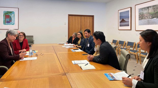 ཨོསི་ཊརེ་ལི་ཡའི་གྲོས་ཚོགས་ནང་བོད་མི་ཚོ་དངོས་སུ་བཅར་ནས་བོད་དོན་ཞུ་སྐུལ་གནང་འདུག ཨོསི་ཊརེ་ལི་ཡའི་གྲོས་ཚོགས་ནང་བོད་མི་ཚོ་དངོས་སུ་བཅར་ནས་བོད་དོན་ཞུ་སྐུལ་གནང་འདུག