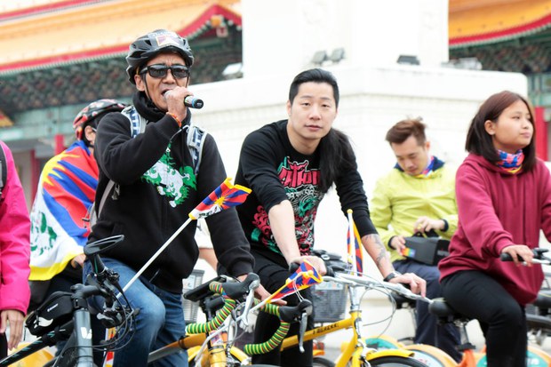 ཐེ་ཝན་ནང་བོད་དོན་ཆེད་ལྕགས་རྟ་སྐོར་སྐྱོད་ཀྱི་ལས་འགུལ་སྐབས། 2017/1/31