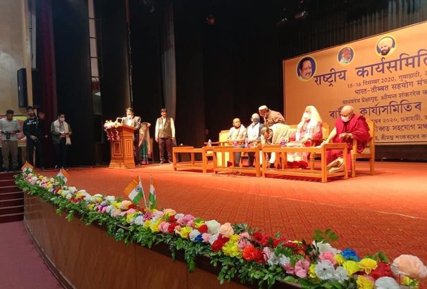 འཕགས་བོད་འབྲེལ་མཐུད་ཚོགས་པའི་འགན་འཛིན་ལྷན་ཚོགས་ཀྱི་ཚོགས་ཆེན་ཐོག་གྲོས་ཆོད་བདུན་བཞག་འདུག