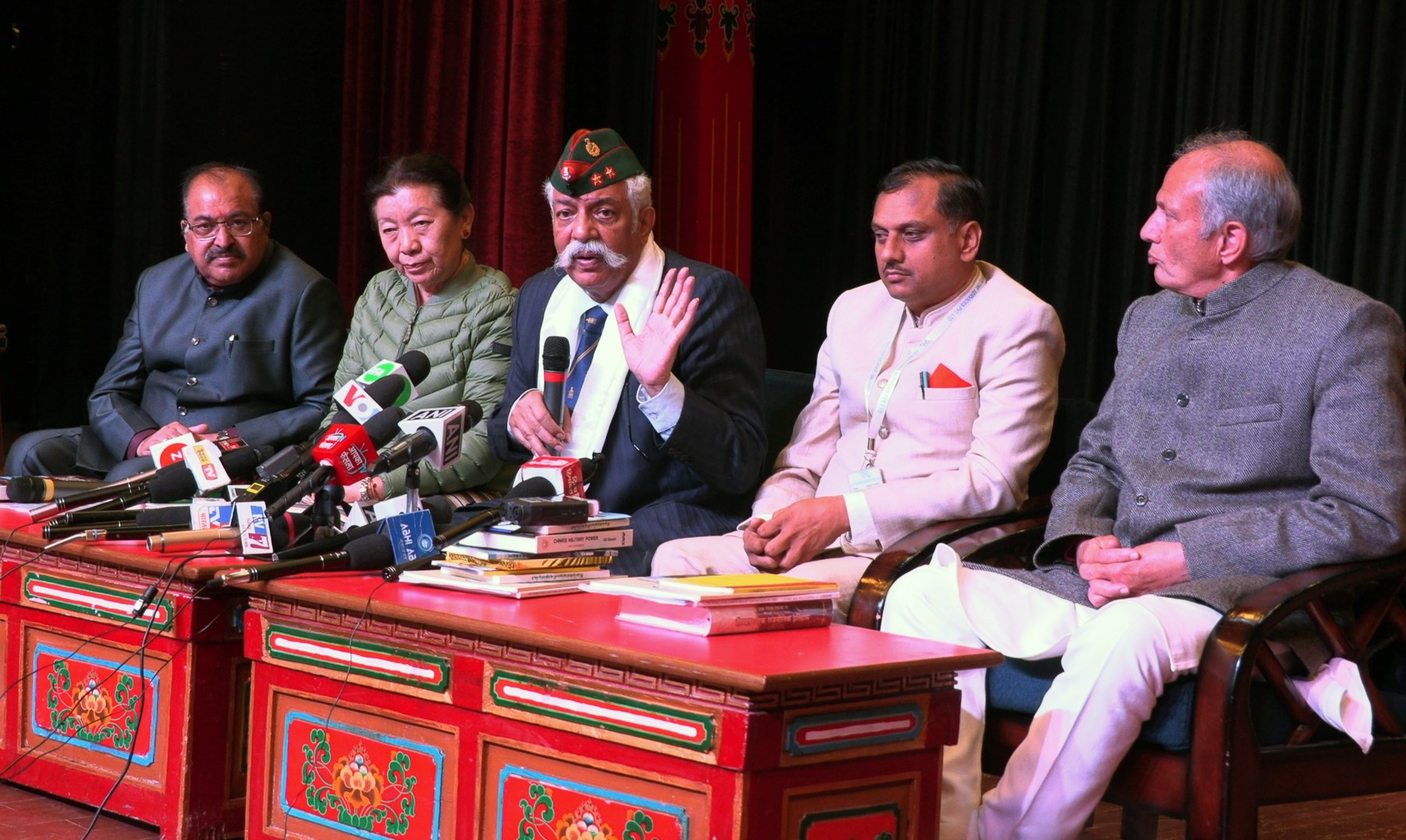 GD Bakshi (2).jpg