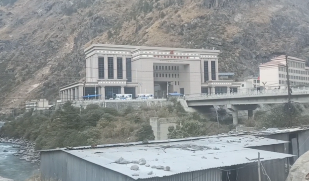 བལ་བོད་ས་མཚམས་སྒོ་རྒྱབ་པའི་རྐྱེན་གྱིས་བལ་ཡུལ་གྱི་མཐའ་མཚམས་ཡུལ་མི་ཚོར་དཀའ་ངལ་འཕྲད་བཞིན་ཡོད་འདུག