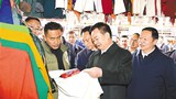 བོད་བརྒྱུད་ནང་བསྟན་ཀྲུང་གོ་ཅན་གྱི་ཁ་ཕྱོགས་སུ་བསྐྱོད་ཐབས་འབད་བརྩོན་མཐའ་འཁྱོངས་བྱ་དགོས་པའི་སྐུལ་འདེད་བྱས་འདུག